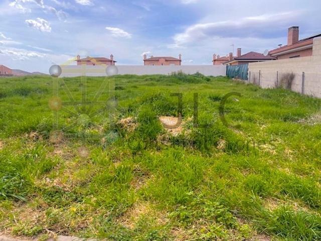 Terreno en venta en Torrejón del Rey photo 0