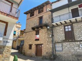 Casas de pueblo en venta en Casas del Castañar photo 0