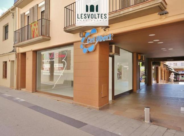 Local comercial en venta en Palafrugell photo 0