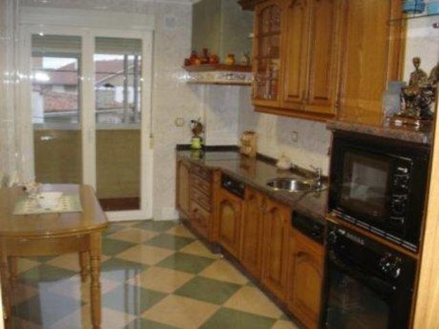 Piso en venta en Valencia de Don Juan, INSTITUTO photo 0