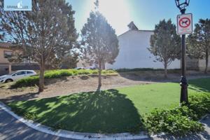 Terreno en venta en Cúllar Vega, Vega de granada zona noroeste photo 0