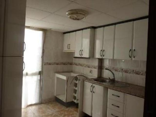 Piso en venta en Badajoz, San Roque photo 0