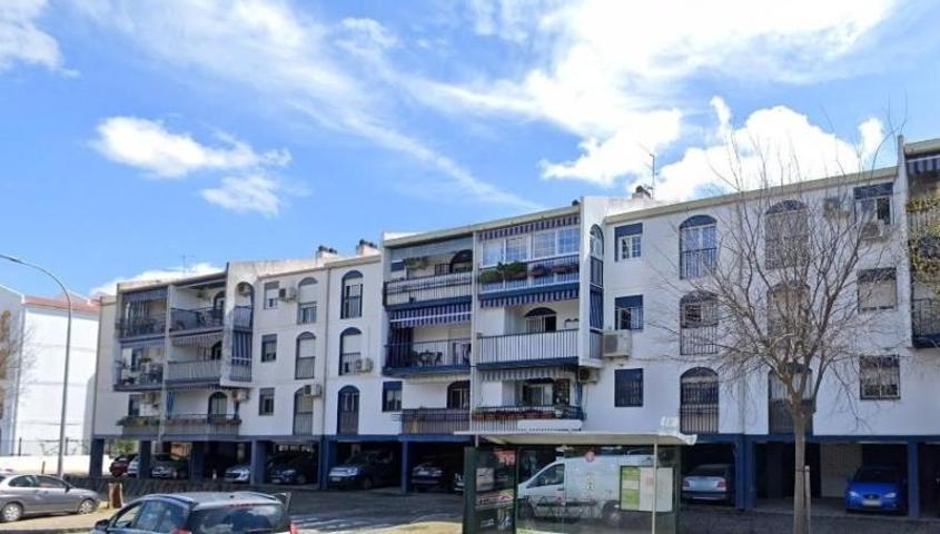 Piso en venta en Córdoba, Miralbaida photo 0