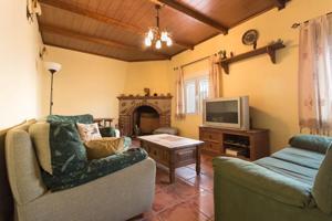 Casa en venta en Alamedilla, El peñon photo 0