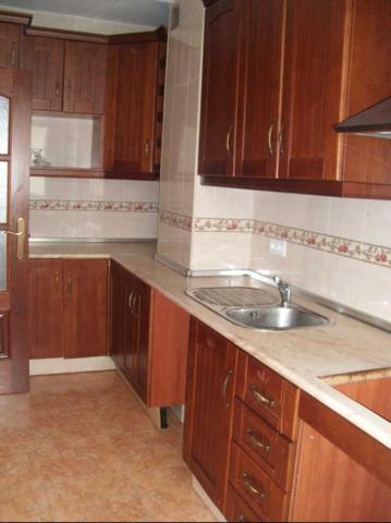 Piso en venta en Bailén, Bailen photo 0