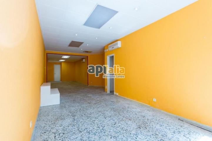 Local comercial en venta en Premià de Mar, Centro photo 0