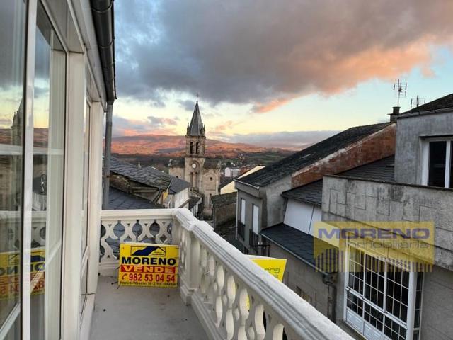 Aticos en venta en Sarria photo 0