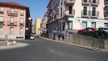 Local comercial en venta en Plasencia, PUERTA BERROZANA photo 0