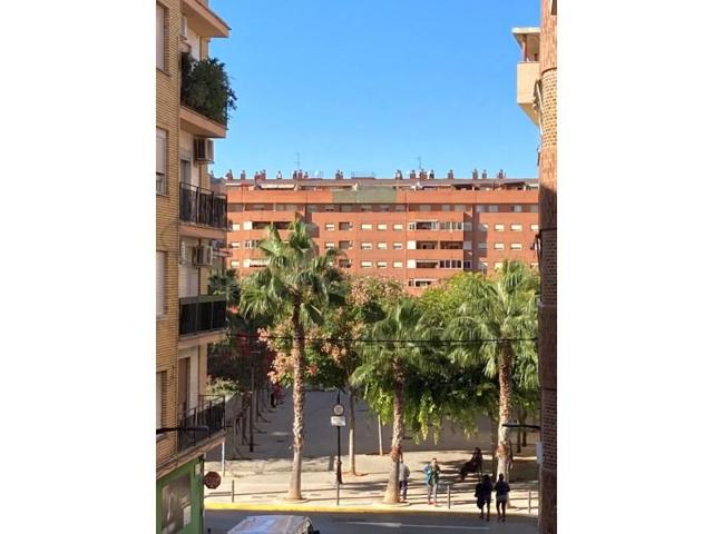 Piso en venta en Aldaia photo 0