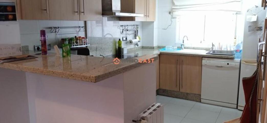 Duplex en venta en L'Olleria, CENTRO photo 0