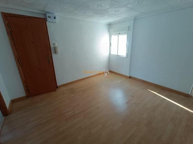 Piso en venta en Elche, Plaza Barcelona photo 0
