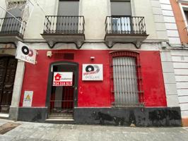 Local comercial en venta en Badajoz, Casco Antiguo photo 0