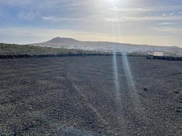 Terreno en venta en Teguise, Teguise photo 0