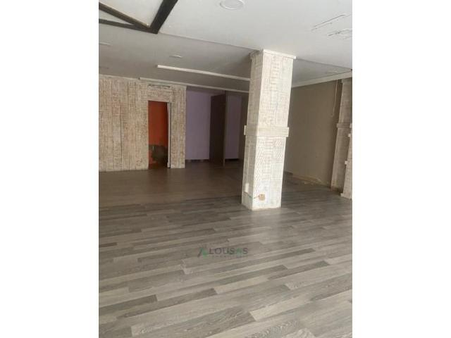 Local comercial en venta en Lugo photo 0