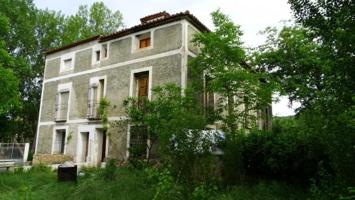 Chalet en venta en Salvacañete, Salvacañete photo 0