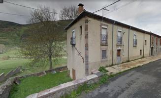 Casas de pueblo en venta en Cármenes, Carmenes photo 0