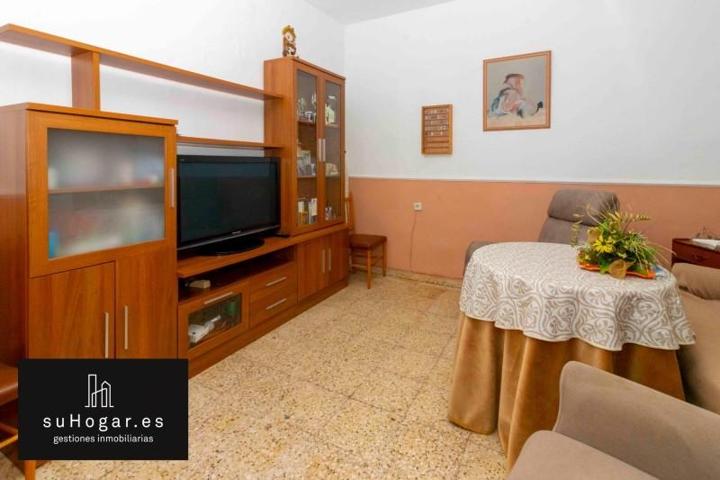 Casa en venta en Badajoz, Antonio Dominguez photo 0