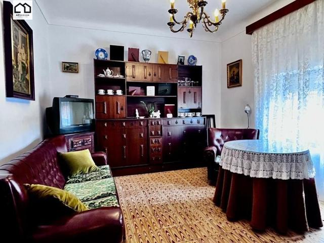 Casas de pueblo en venta en Carmena, Carmena photo 0