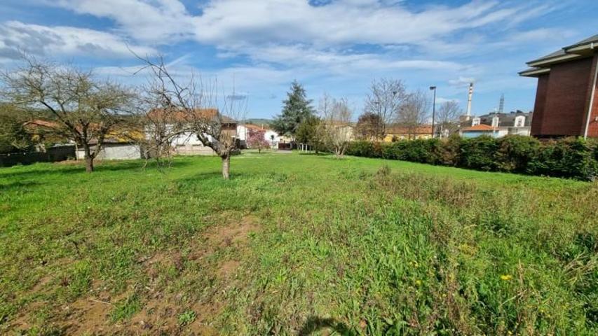 Terreno en venta en Torrelavega, Barreda photo 0