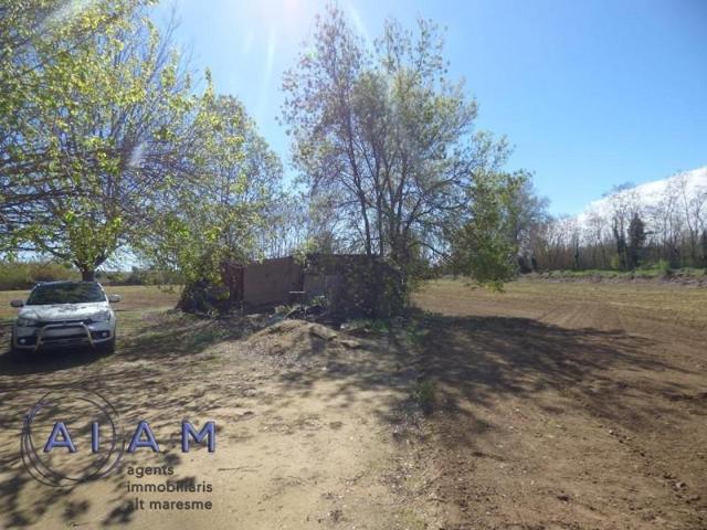 Terreno en venta en Tordera, Sant pere photo 0