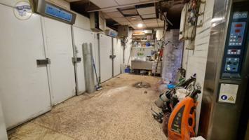 Local comercial en venta en Sant Vicenç dels Horts, Sant Vicenç del Horts photo 0