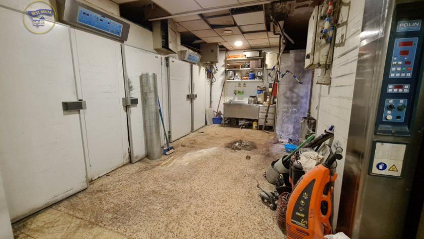 Local comercial en venta en Sant Vicenç dels Horts, Sant Vicenç del Horts photo 0