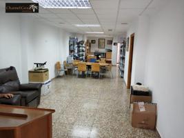 Local comercial en venta en Elche, Plaza Crevillente photo 0