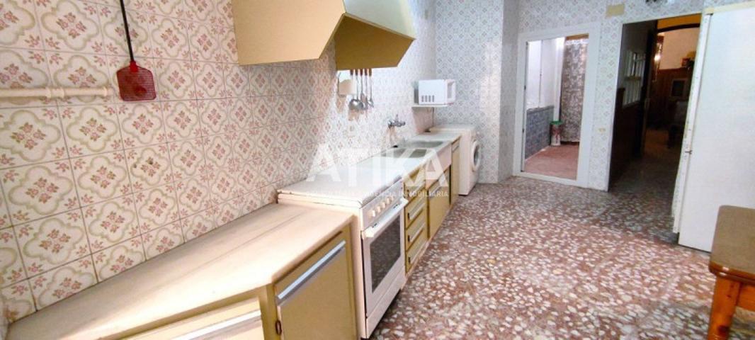 Casa en venta en Agullent, Agullent photo 0