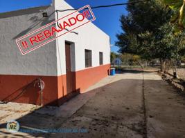 Chalet en venta en La Puebla de Cazalla, La Puebla De Cazalla photo 0