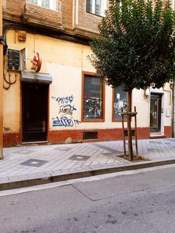 Local comercial en venta en Valladolid, La Circular photo 0