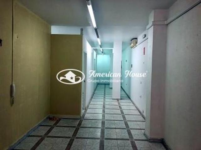 Local comercial en venta en Chiclana de la Frontera, Casco Urbano photo 0