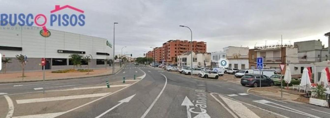 Local comercial en venta en Córdoba, Arroyo del Moro photo 0