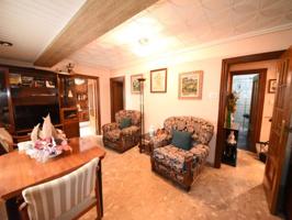 Piso en venta en Valencia, Campanar photo 0