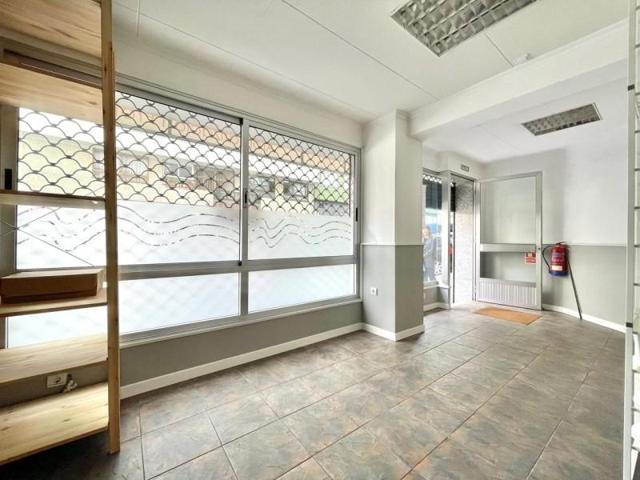 Local comercial en venta en A Coruña, Rúa Nicaragua, 15005 photo 0