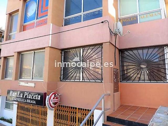 Local comercial en venta en Calpe, Atalaya photo 0