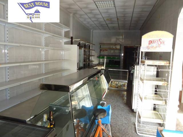 Local comercial en venta en Albacete, El pilar photo 0