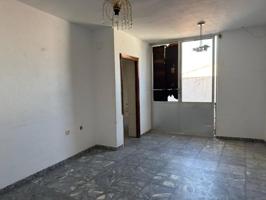 Chalet en venta en Los Santos de Maimona, Los Santos de Maimona photo 0