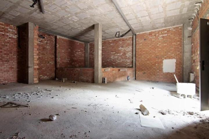 Local comercial en venta en Armilla, Tres Cruces photo 0