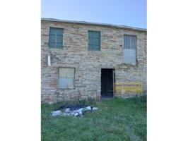 Casa con terreno en venta en Samos photo 0