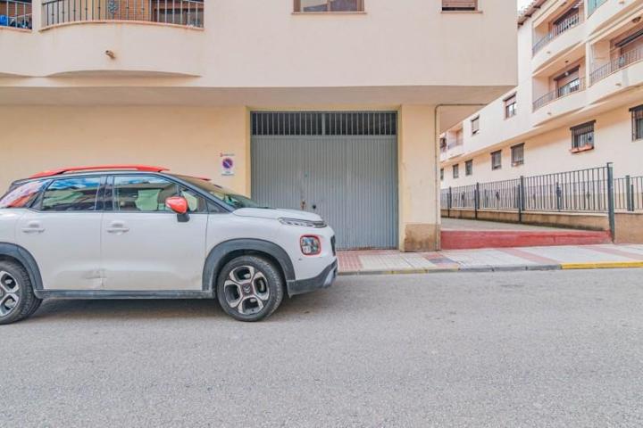 Local comercial en venta en Atarfe, Zona iliberis photo 0