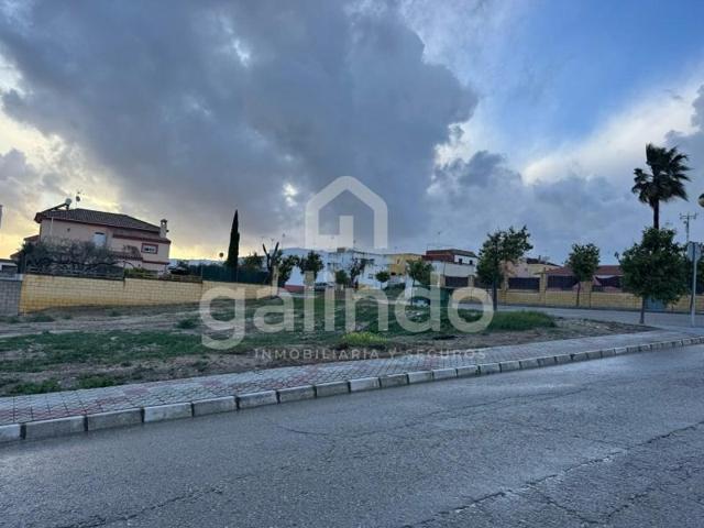 Terreno en venta en Paradas photo 0