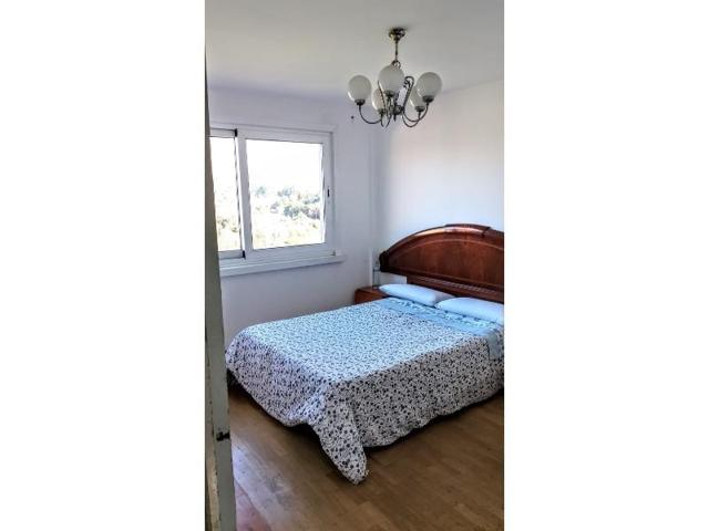 Piso en venta en Cambre photo 0