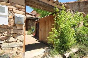 Casas de pueblo en venta en Chelva, Chelva photo 0