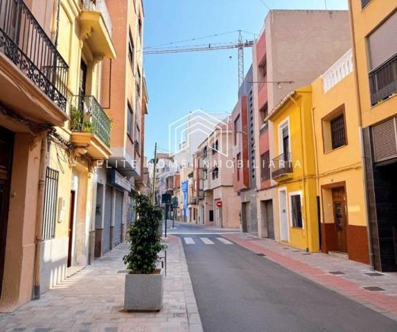 Casa en venta en Castellón de la Plana, Centro photo 0