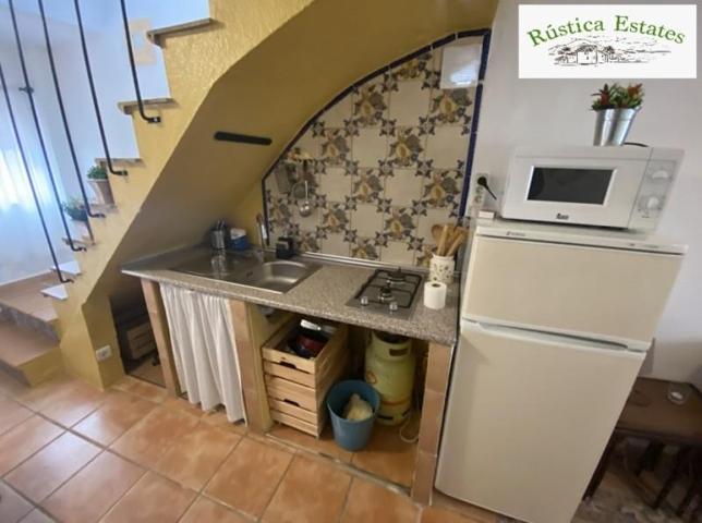 Casa con terreno en venta en Genalguacil photo 0