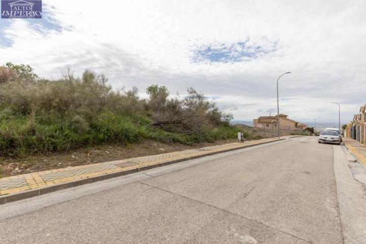 Terreno en venta en Jun, Vega de granada zona noroeste photo 0