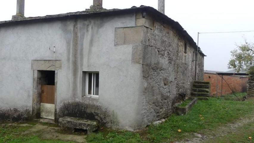 Chalet en venta en Guntín, Guntin photo 0