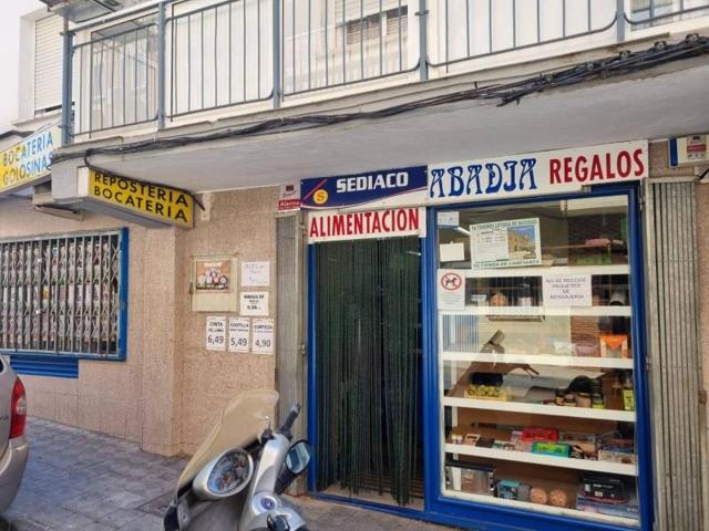 Local comercial en venta en Plasencia, SAN MIGUEL photo 0