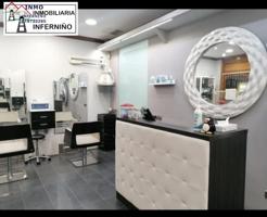 Local comercial en venta en Ferrol photo 0