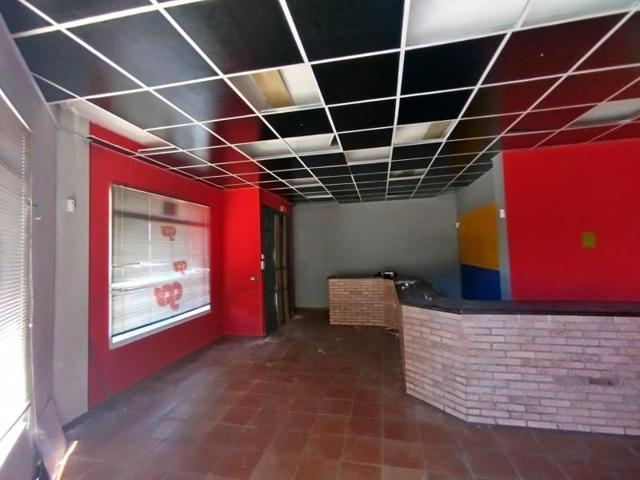 Local comercial en venta en Ponferrada, Cuatrovientos photo 0
